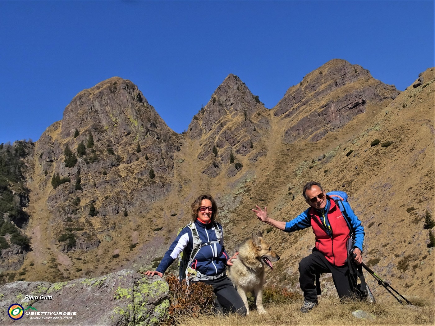 16 In posa con i Tre Pizzi (2167 m il piu alto).JPG